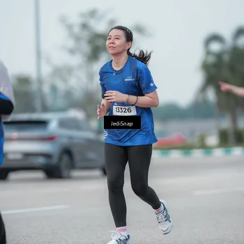 Runner Photo 7552628