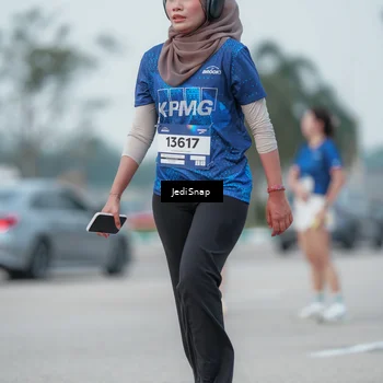 Runner Photo 7552637