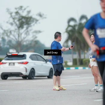 Runner Photo 7552645