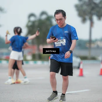 Runner Photo 7552658