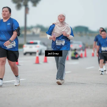 Runner Photo 7552663