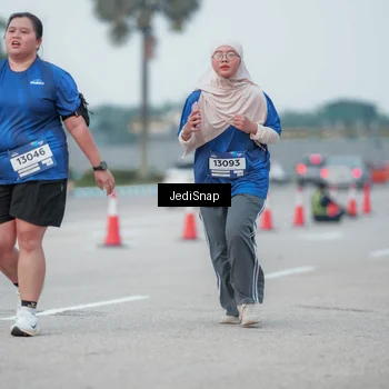 Runner Photo 7552670