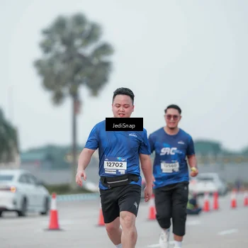 Runner Photo 7552684