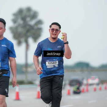 Runner Photo 7552697