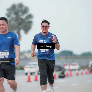 Runner Photo 7552699