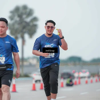 Runner Photo 7552701
