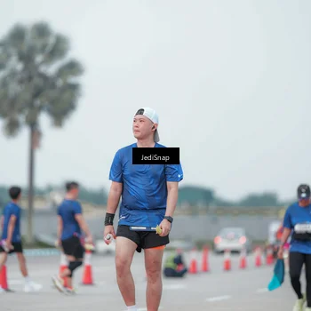 Runner Photo 7552702