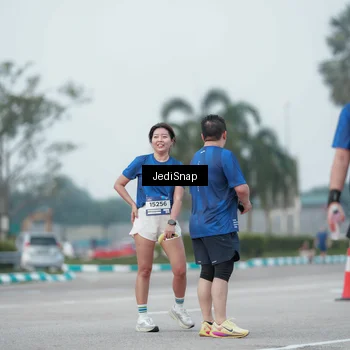 Runner Photo 7552707