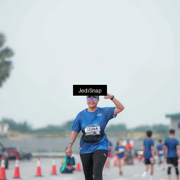 Runner Photo 7552718