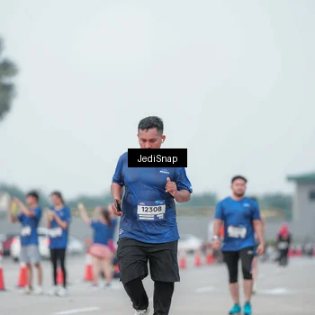 Runner Photo 7552729