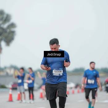 Runner Photo 7552730