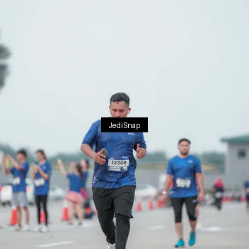 Runner Photo 7552731
