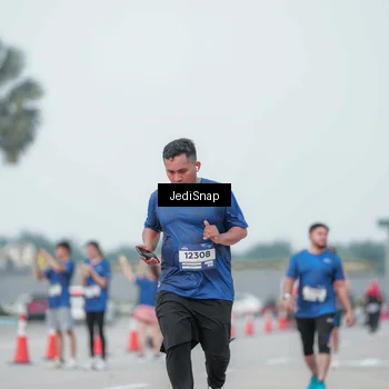 Runner Photo 7552732