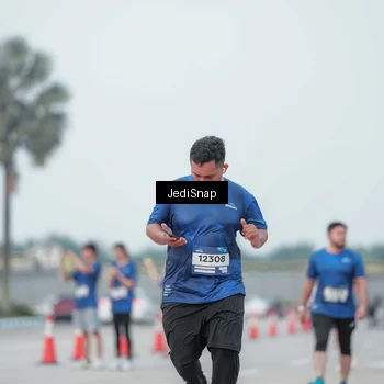 Runner Photo 7552735