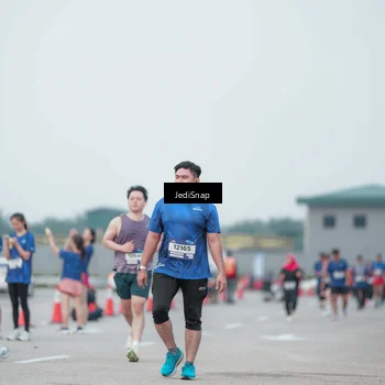 Runner Photo 7552738