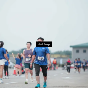 Runner Photo 7552743