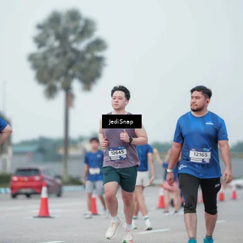 Runner Photo 7552746