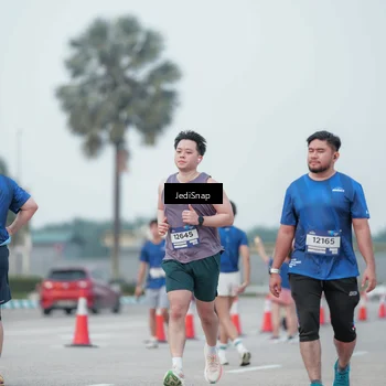 Runner Photo 7552750