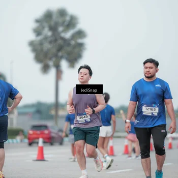 Runner Photo 7552751