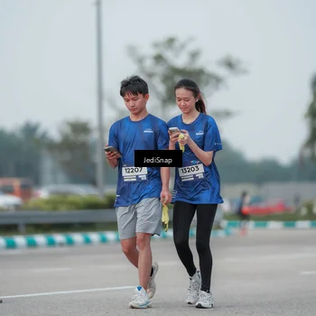 Runner Photo 7552759
