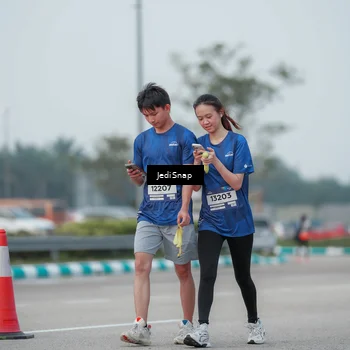 Runner Photo 7552763