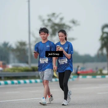 Runner Photo 7552765