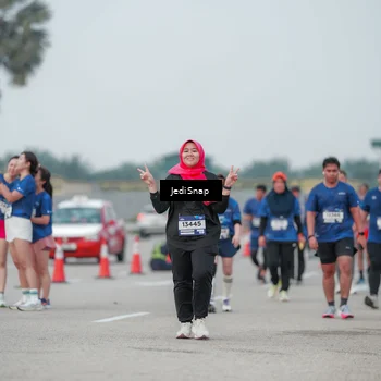 Runner Photo 7552772
