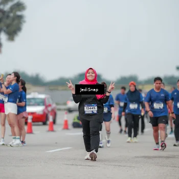Runner Photo 7552776