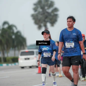 Runner Photo 7552797