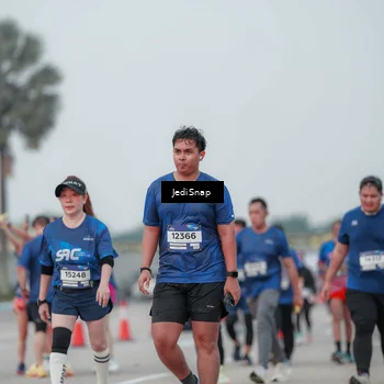Runner Photo 7552799