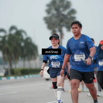 Runner Photo 7552802