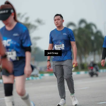 Runner Photo 7552815
