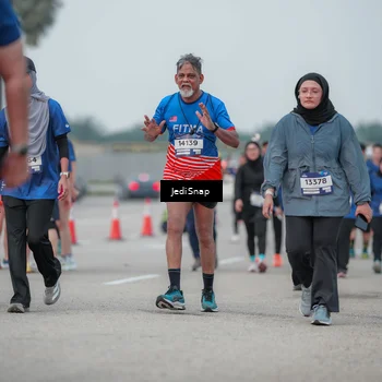 Runner Photo 7552818