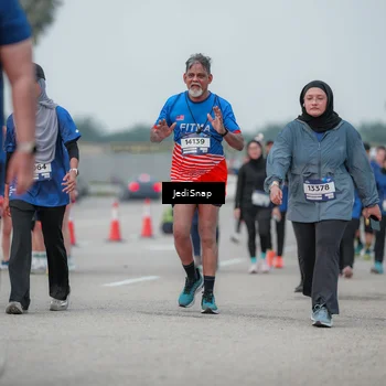 Runner Photo 7552819