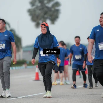 Runner Photo 7552820