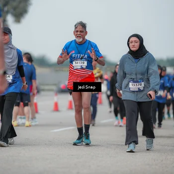 Runner Photo 7552825