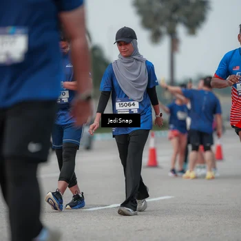 Runner Photo 7552828