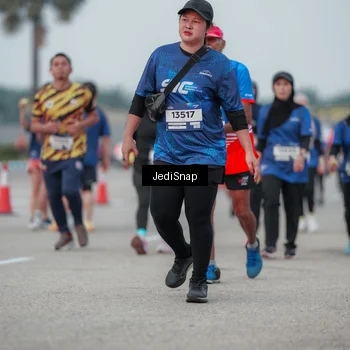 Runner Photo 7552840
