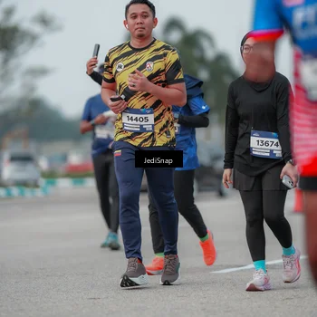 Runner Photo 7552859
