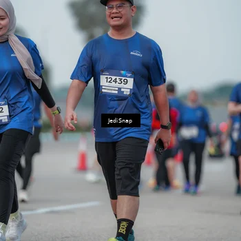 Runner Photo 7552876