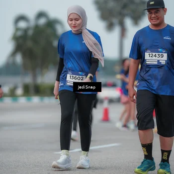 Runner Photo 7552878