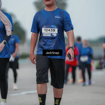 Runner Photo 7552884