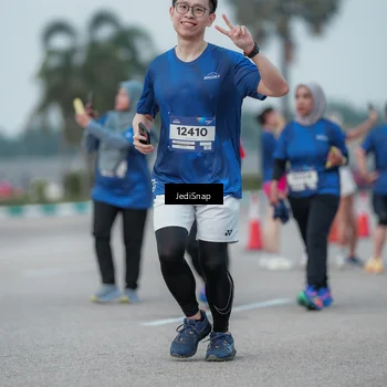 Runner Photo 7552892