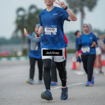 Runner Photo 7552897