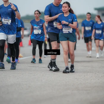 Runner Photo 7552903