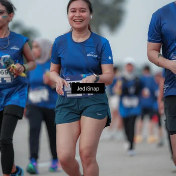 Runner Photo 7552906