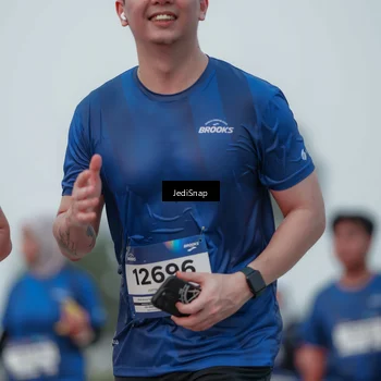 Runner Photo 7552915