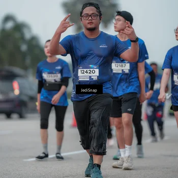 Runner Photo 7552921