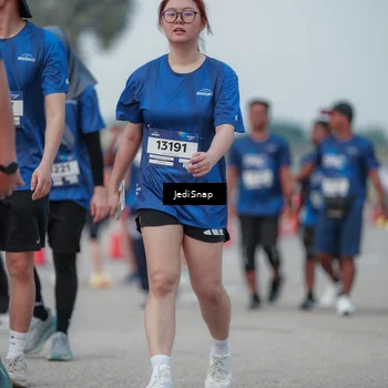 Runner Photo 7552928