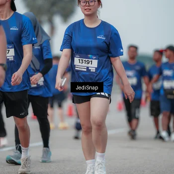 Runner Photo 7552930